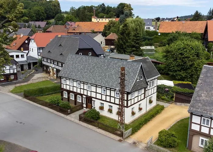 بيت للعطل Umgebindehaus An Der Mandau غروسشوناو