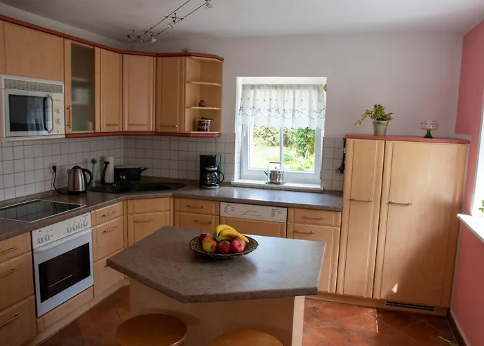 Umgebindehaus An Der Mandau * غروسشوناو